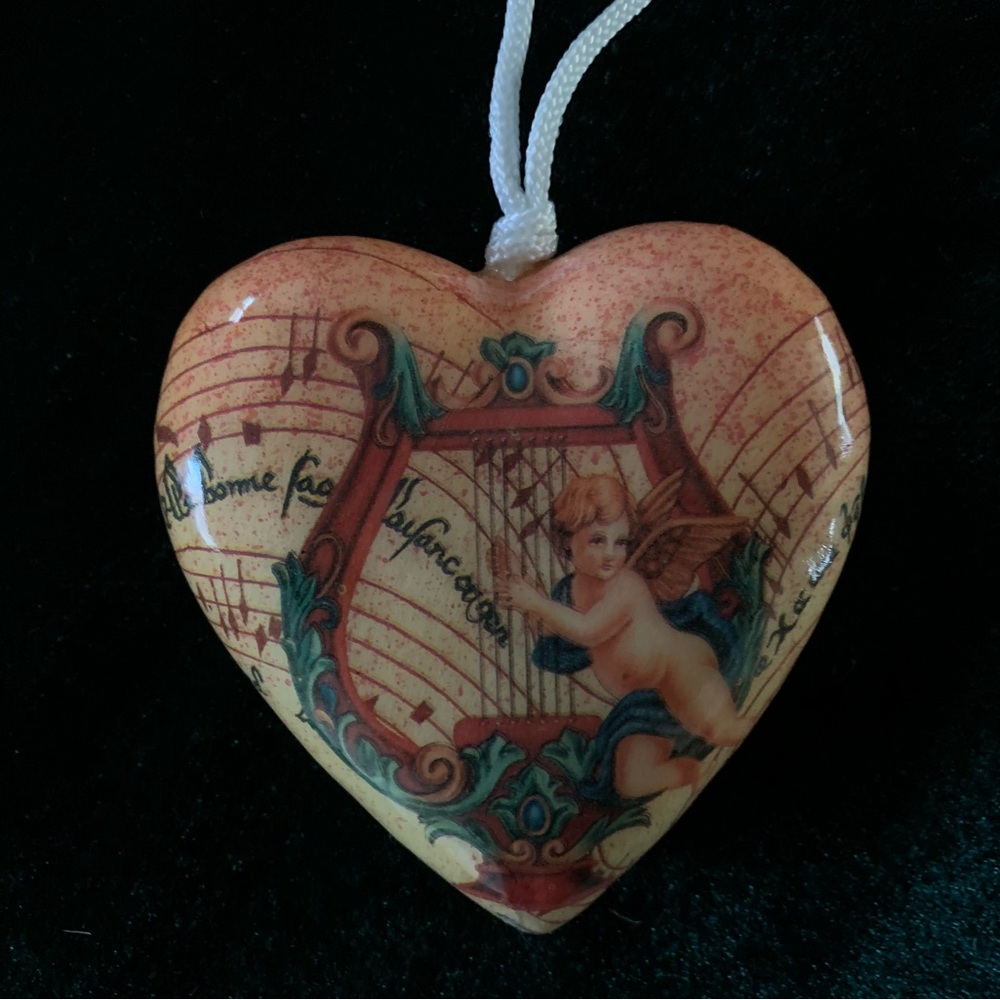 Set of 2 Victorian Style Ornaments (Father Christmas, Heart Cherub with Harp) - Picture 2 of 6